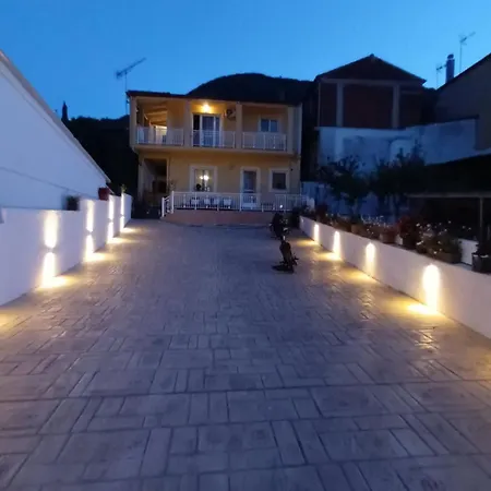 Konstantina Tsepekis House Apartman Ágios Matthaíos